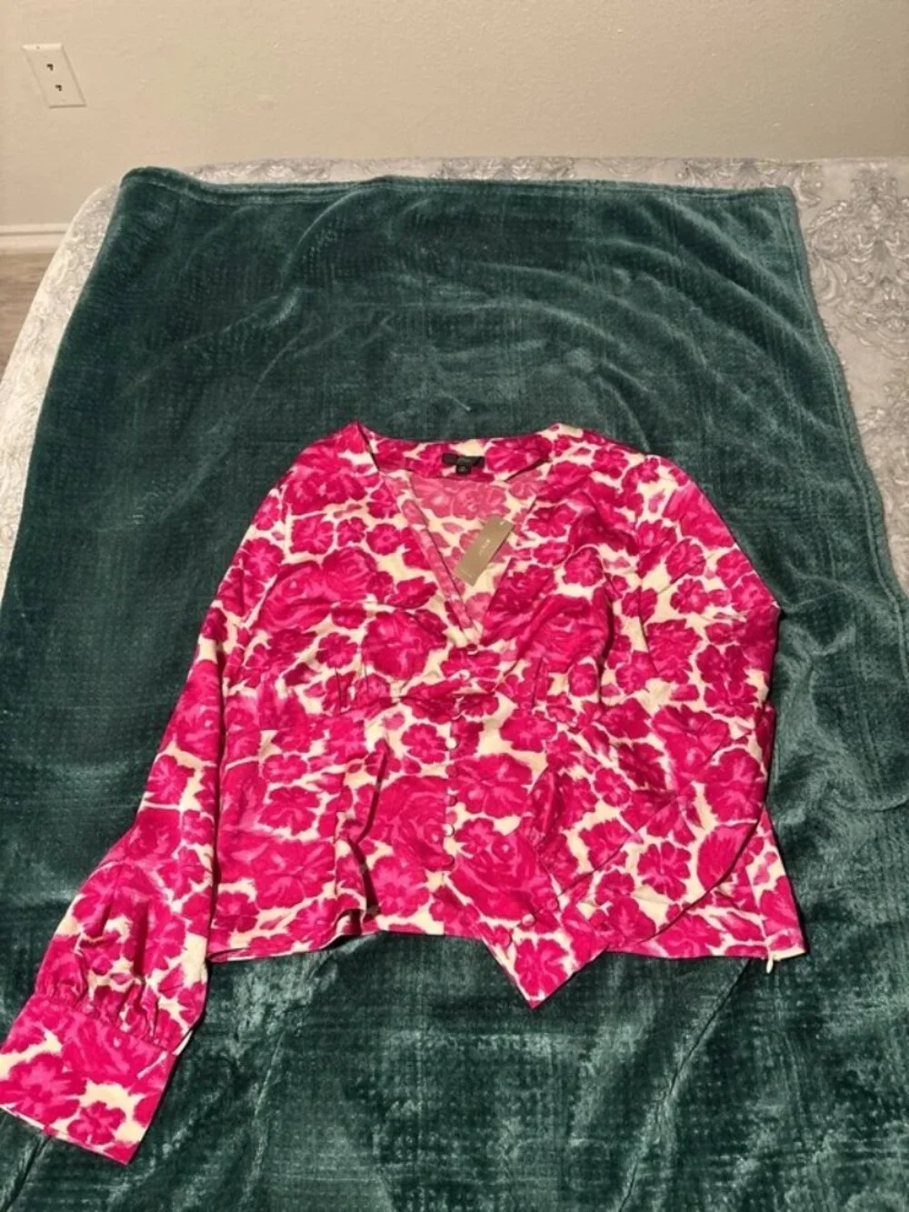 NWT J. Crew Size 16 Fuchsia Pink Floral V-Neck Blouse NEW